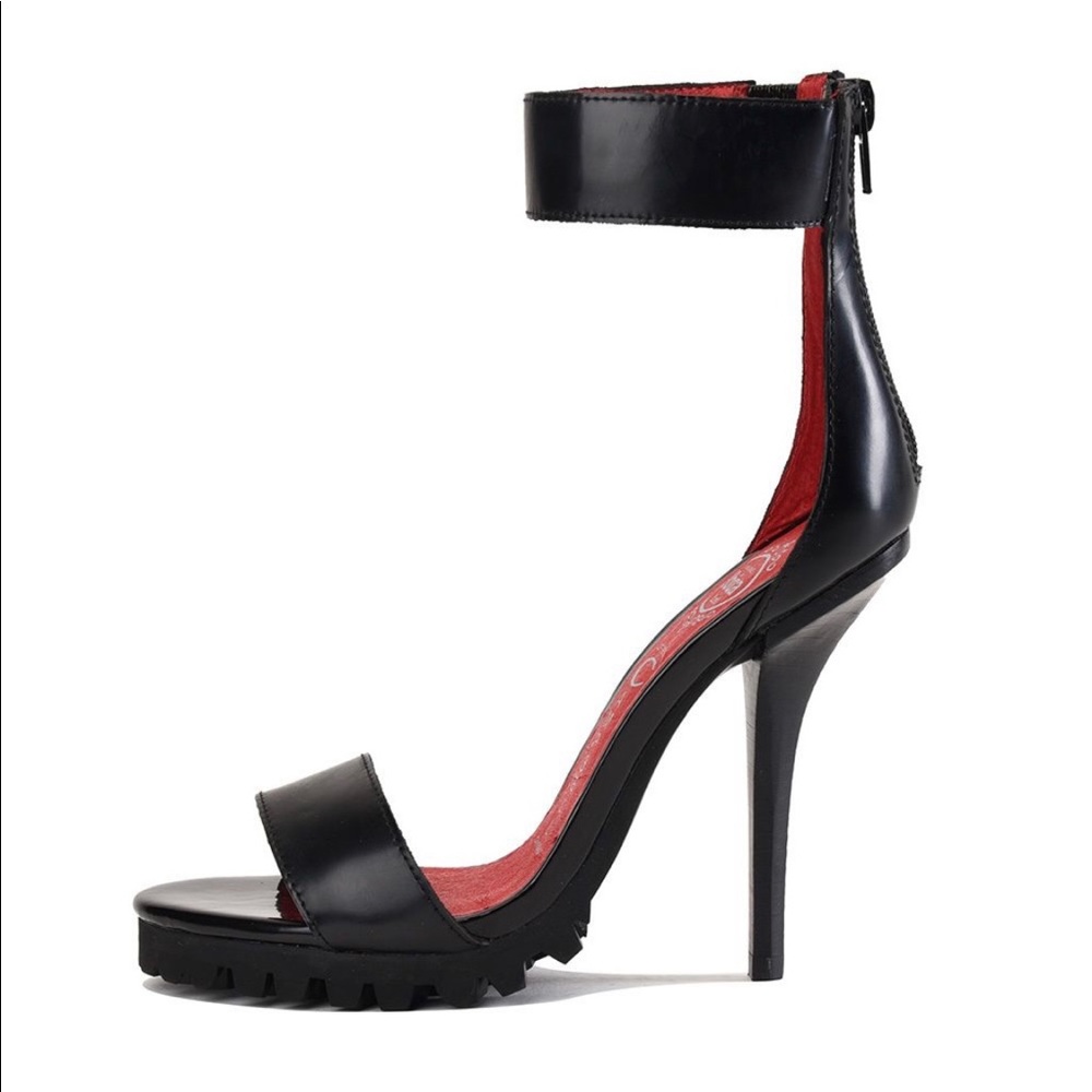 JEFFREY CAMPBELL: Deluxe Black Heel- NEW IN BOX
